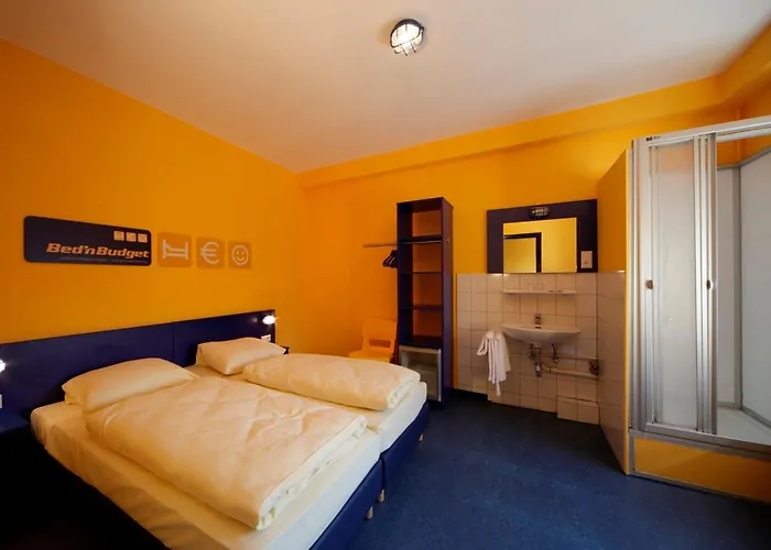Bed'Nbudget Expo-Hostel Rooms